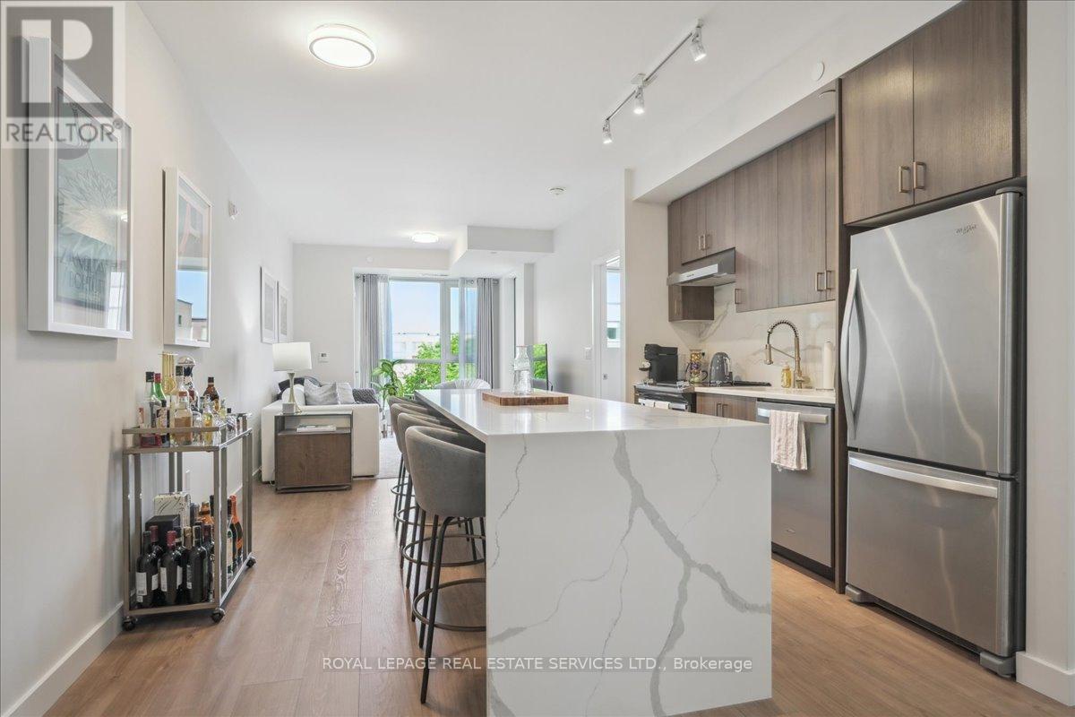 Apartment at 211 - 168 SABINA DRIVE, Oakville (GO Glenorchy)