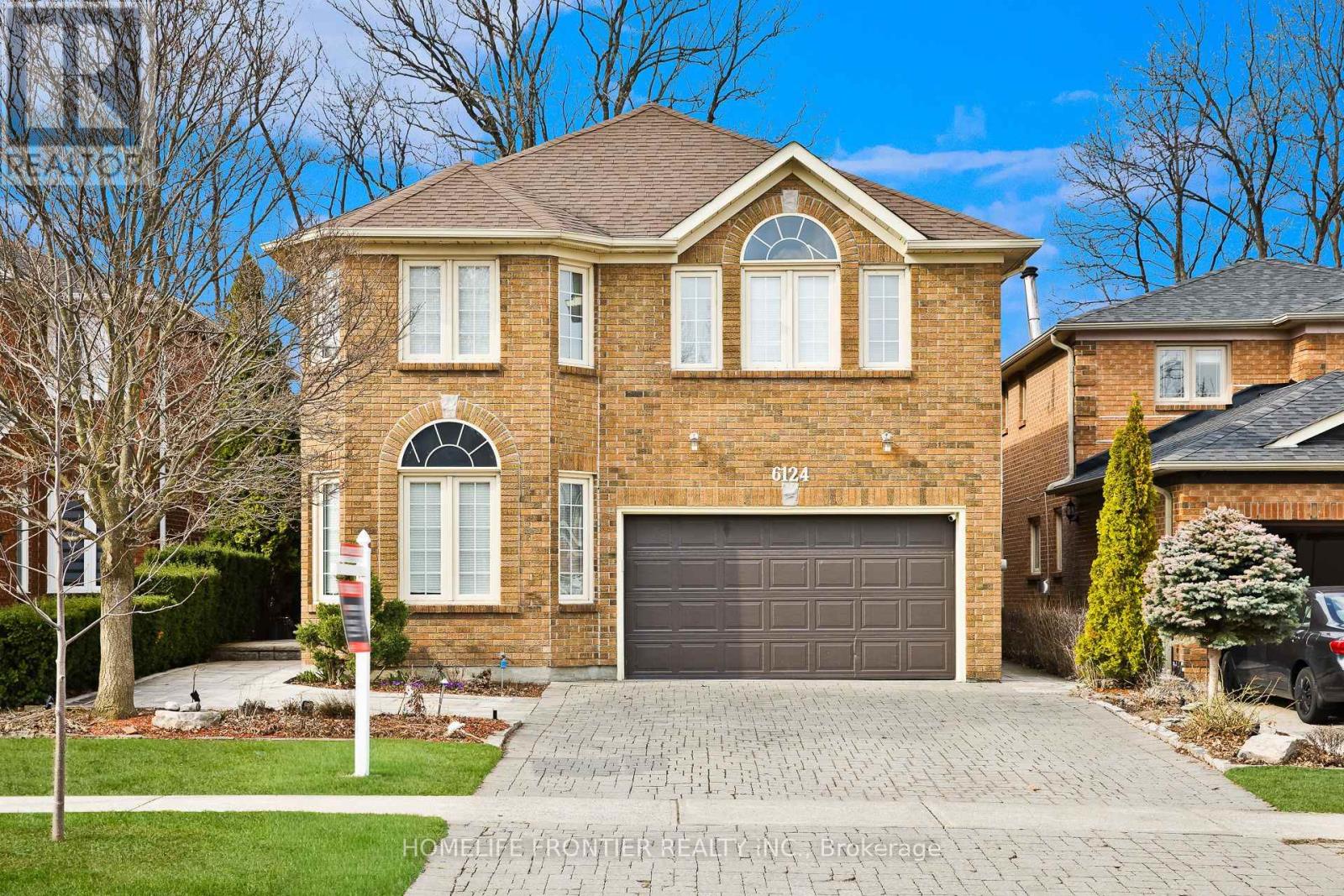 Detached at 6124 HARDESTY CRESCENT, Mississauga (East Credit)