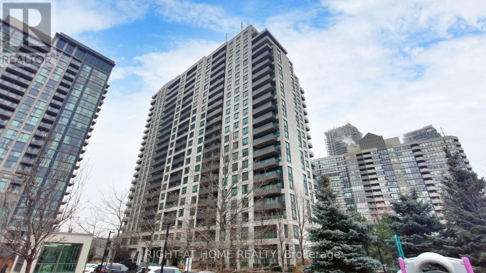 Apartment at 211 - 335 RATHBURN ROAD W, Mississauga (Creditview)
