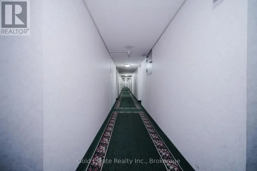 Apartment at 502 - 18 KNIGHTSBRIDGE ROAD, Brampton