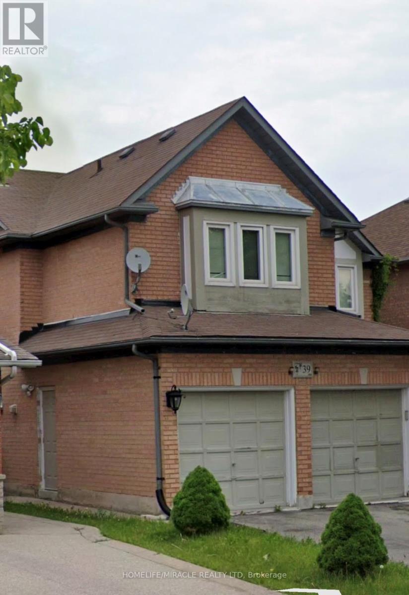 Detached at BASEMENT - 39 BOBCAT STREET, Brampton (Sandringham-Wellington)
