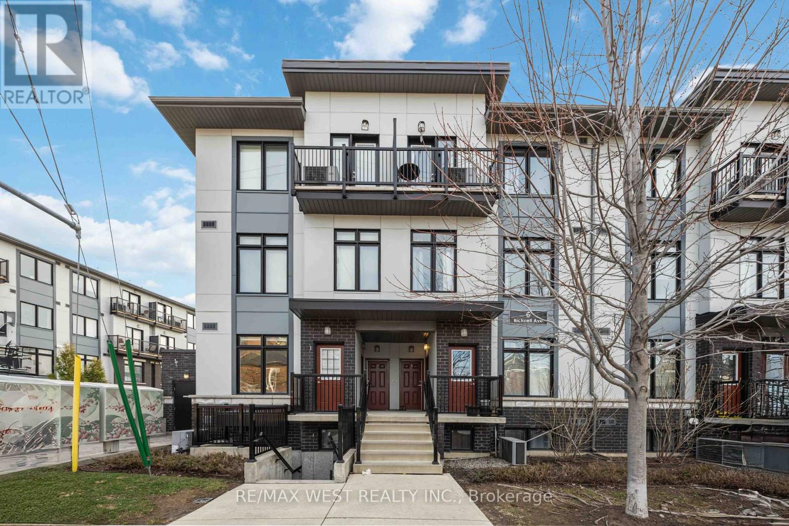 Townhouse at 1 - 6 BICKNELL AVENUE, Toronto (Keelesdale-Eglinton West)