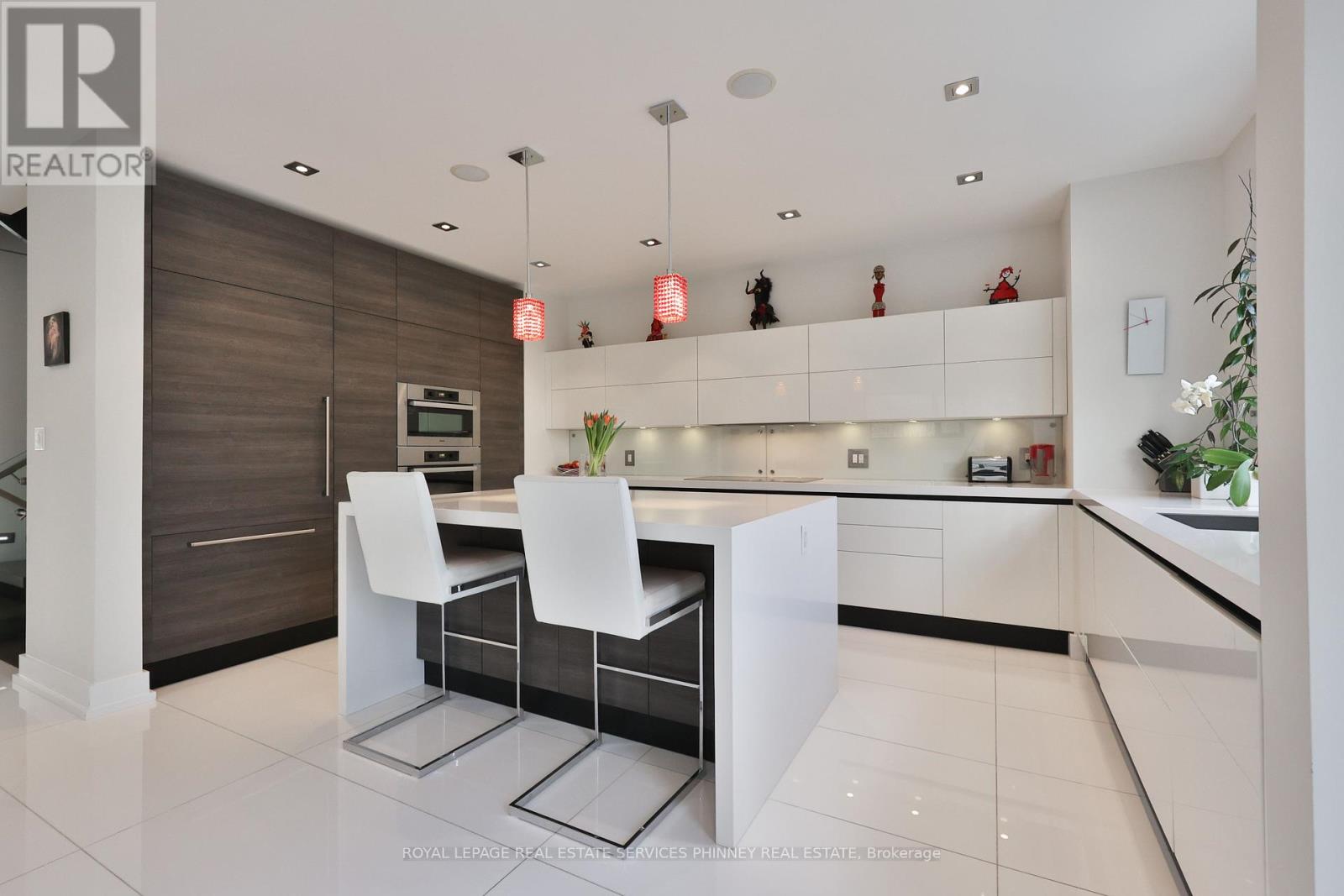 Detached at 647 MONTBECK CRESCENT, Mississauga