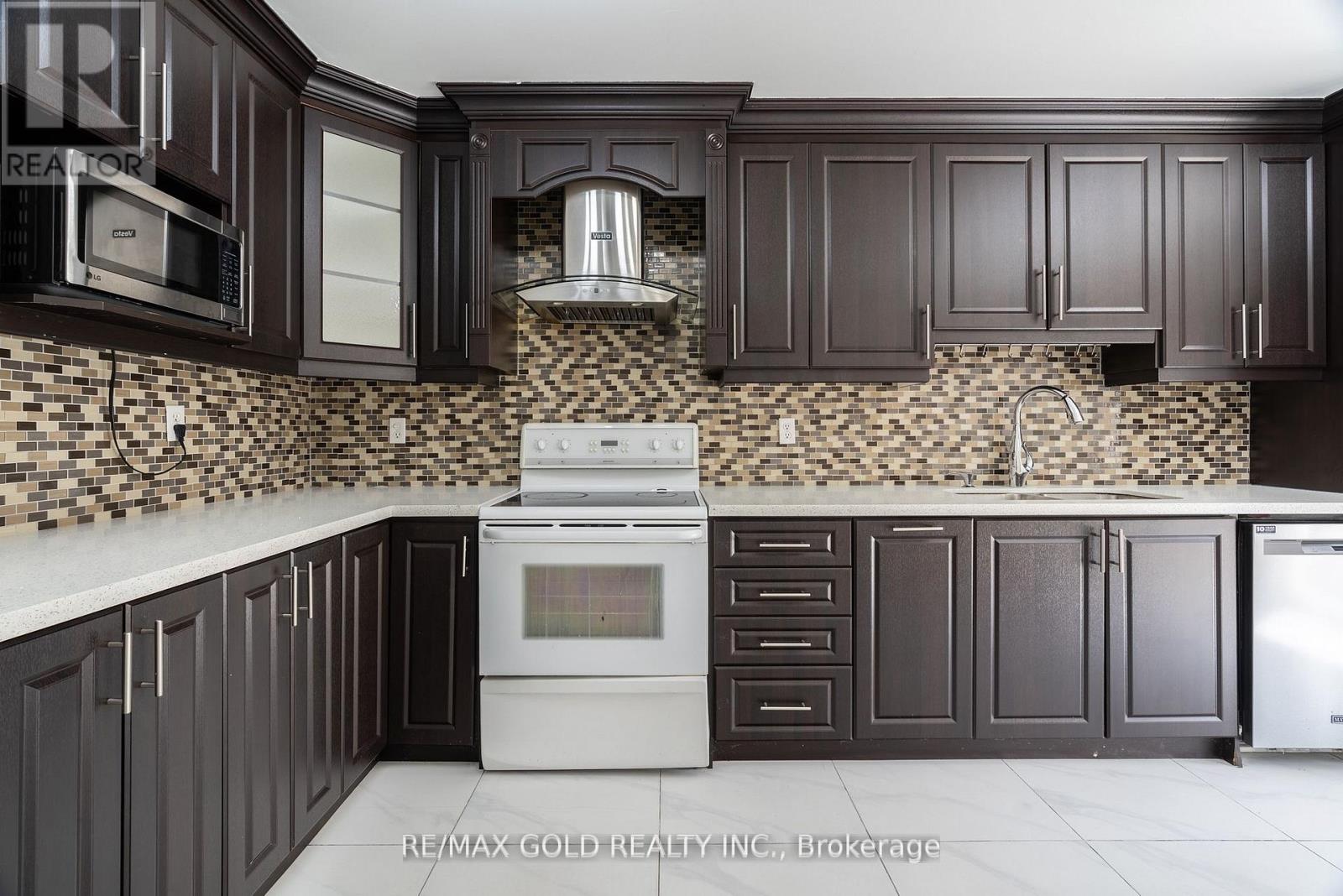 Detached at 51 TIGERLILY PLACE, Brampton