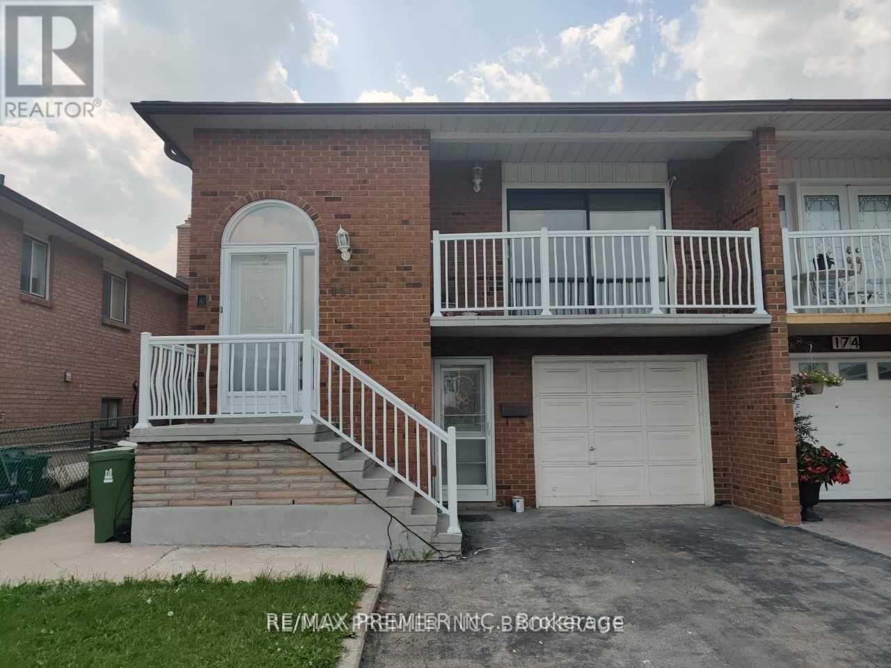 Semi-Detached/Link at 114 SENTINEL ROAD, Toronto (York University Heights)