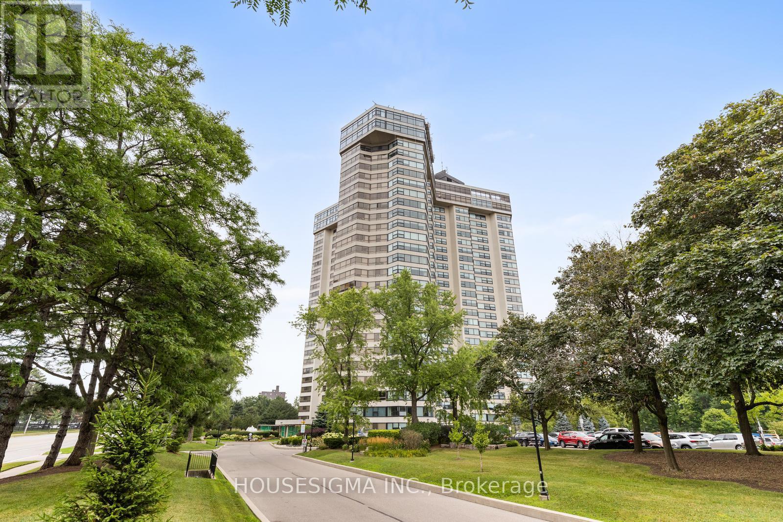 Apartment at 2010 - 1300 BLOOR STREET, Mississauga (Applewood)