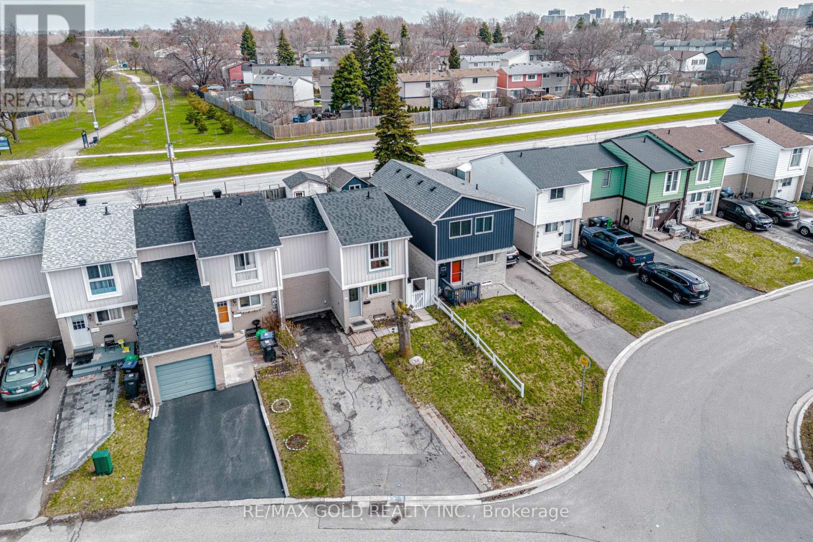 Townhouse at 34 JACKMAN DRIVE, Brampton (Northgate)