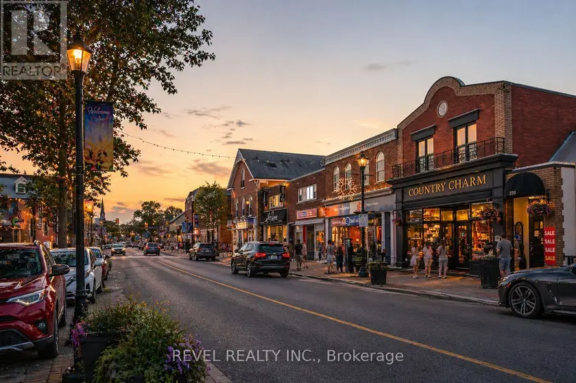 Multiplex at A - 296 QUEEN STREET S, Mississauga