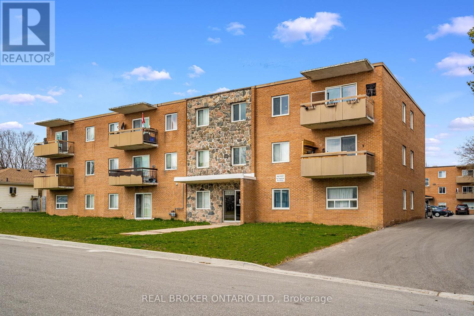 Apartment at 304 - 9 PRINCESS STREET, Orangeville