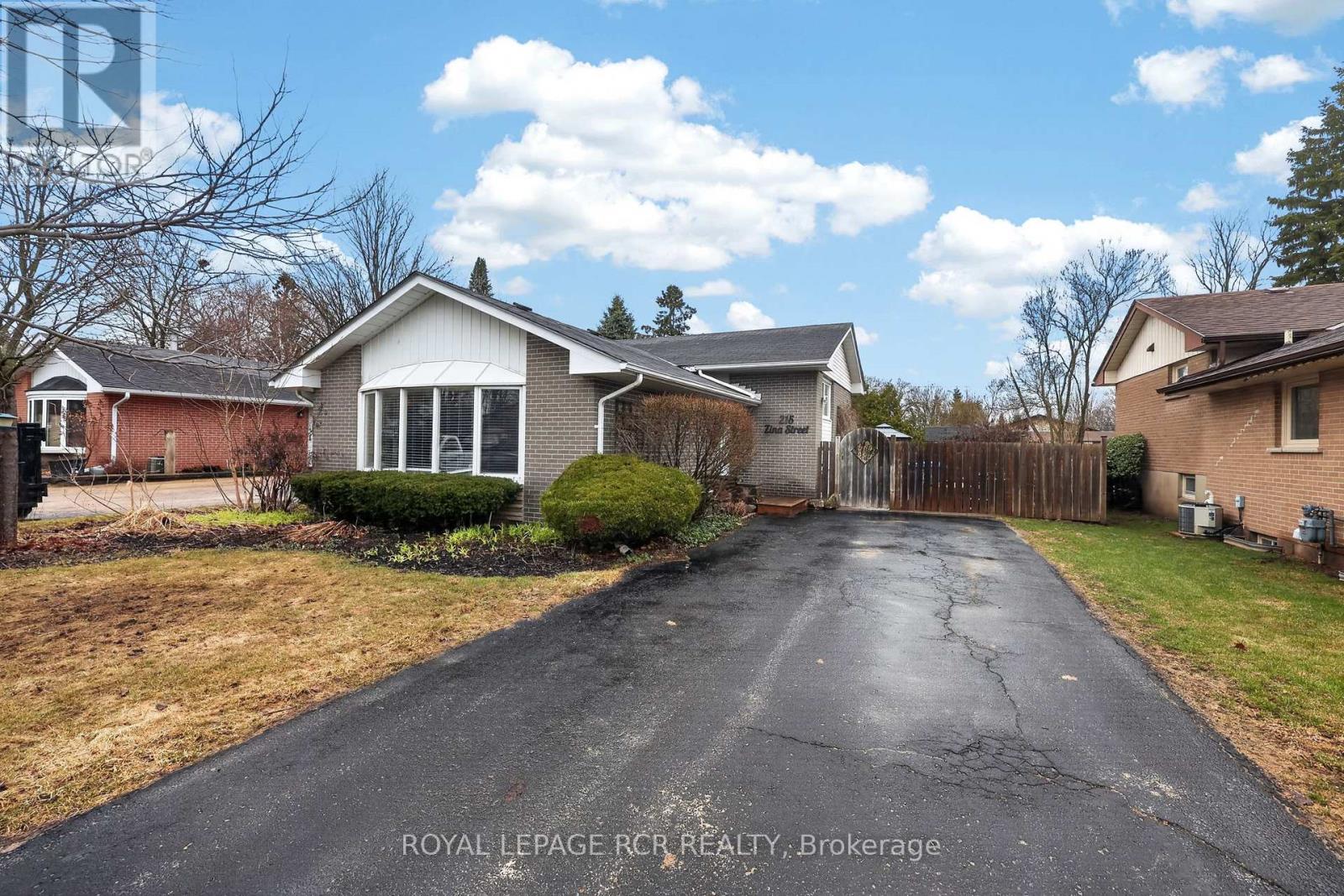 Detached at 215 ZINA STREET, Orangeville