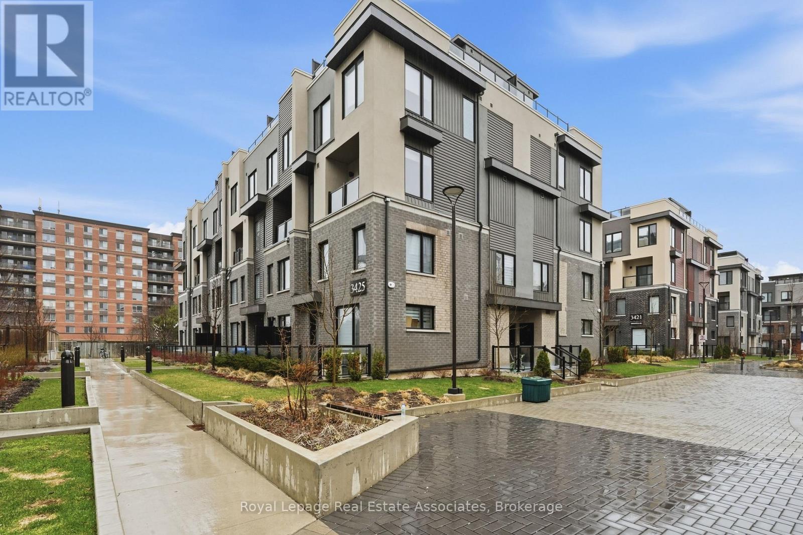 Townhouse at 10 - 3425 RIDGEWAY DRIVE, Mississauga (Erin Mills)