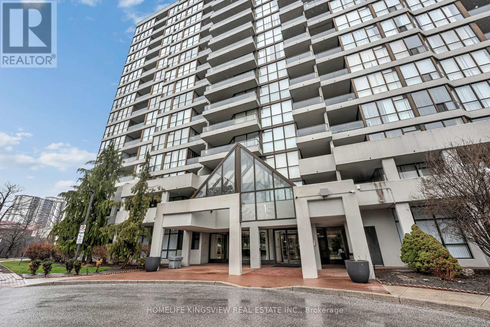 Apartment at 806 - 1 ROWNTREE ROAD, Toronto (Mount Olive-Silverstone-Jamestown)