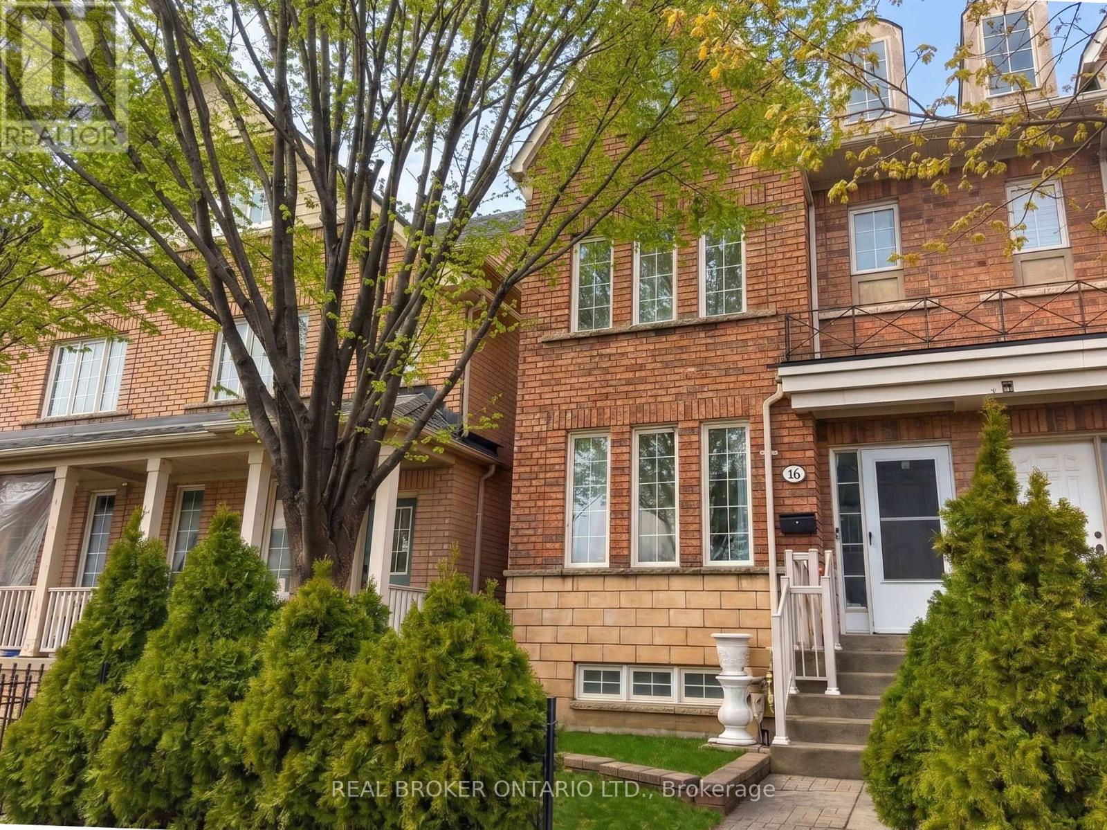 Semi-Detached/Link at 16 LEITCH AVENUE, Toronto (York University Heights)
