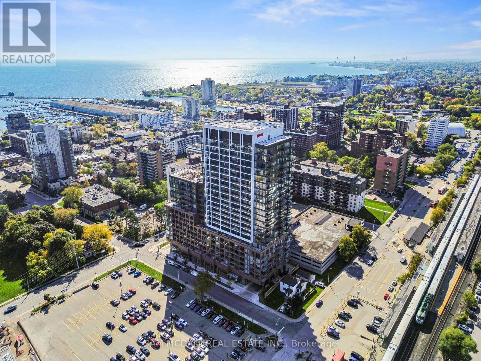 Apartment at 813 - 28 ANN STREET, Mississauga (Port Credit)