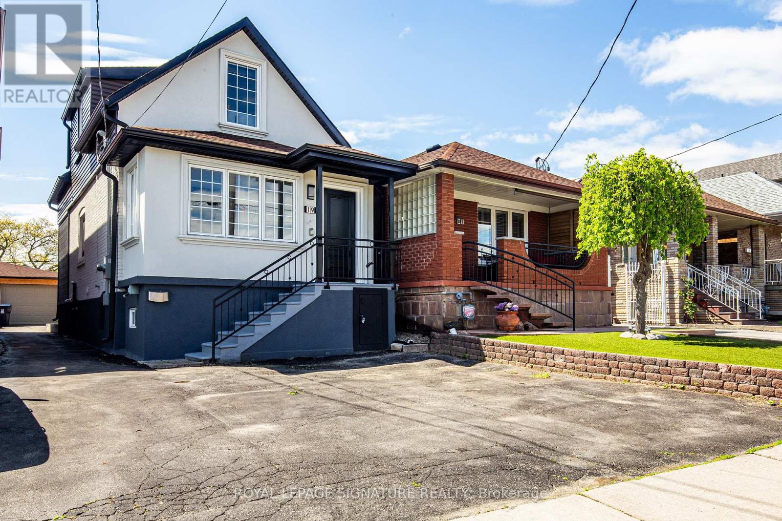 Detached at 19 SCHELL AVENUE, Toronto (Briar Hill-Belgravia)