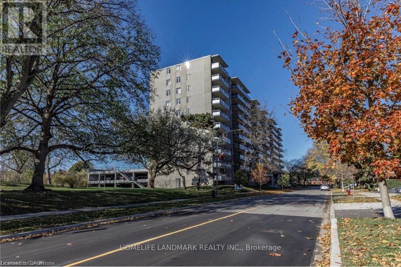 Multiplex at 401 - 770 HAGER AVENUE, Burlington (Brant)
