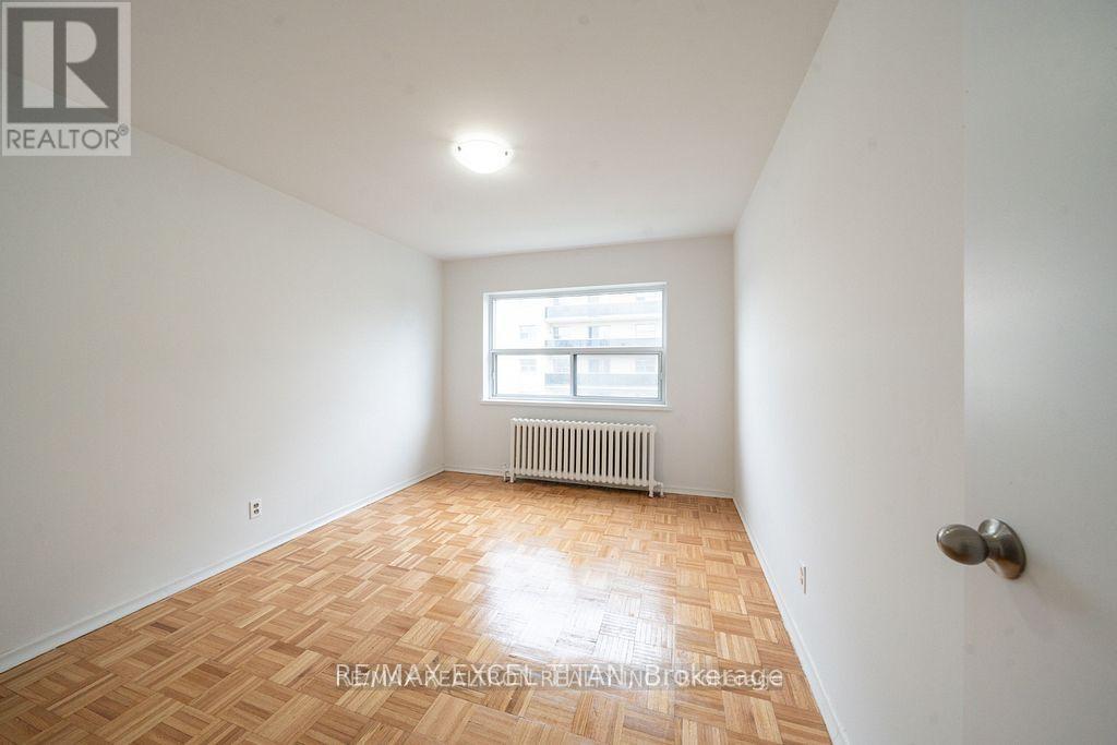 Apartment at 53 - 2049 PROSPECT STREET, Burlington (Brant)