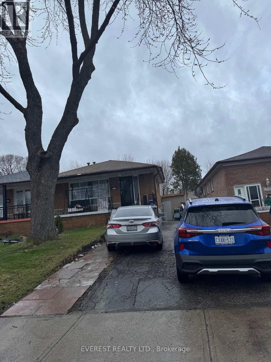 Semi-Detached/Link at 3115 MALLBRIDGE CRESCENT, Mississauga