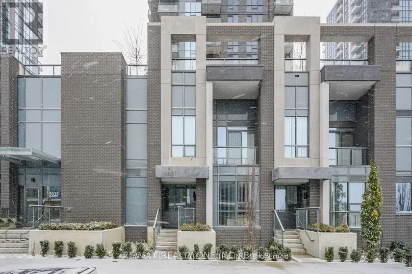 Townhouse at 112 - 5025 FOUR SPRINGS AVENUE, Mississauga (Hurontario)