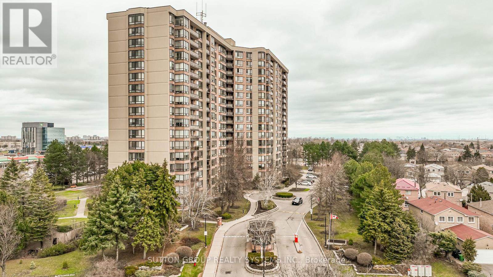Apartment at #802 - 20 CHERRYTREE DRIVE, Brampton (Fletcher's Creek South)