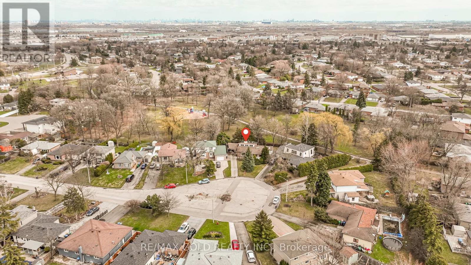Detached at 16 DONALDA PLACE, Brampton (Southgate)