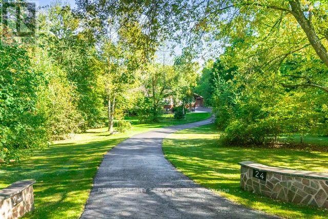 Detached at 24 CEDAR DRIVE, Caledon