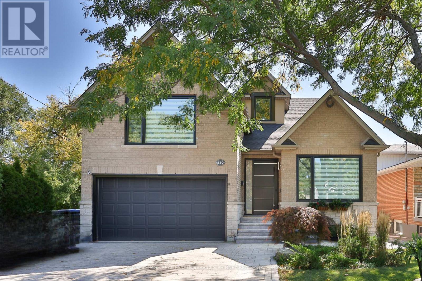 Detached at 880 6TH STREET, Mississauga (Lakeview)