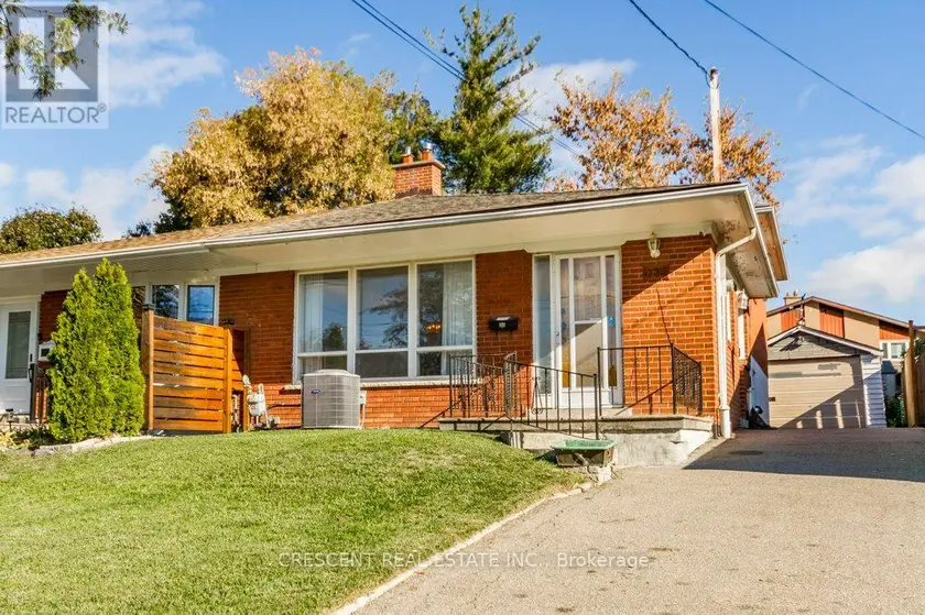 Semi-Detached/Link at 227 VEROBEACH BOULEVARD, Toronto (Humbermede)