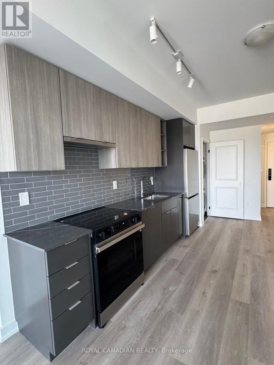 Apartment at 610 - 2075 LAKESHORE ROAD, Burlington (Brant)