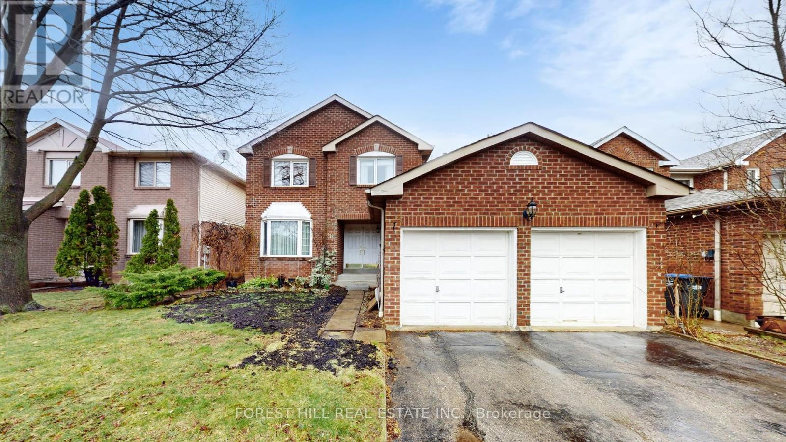 Detached at 11 KEYSTONE DRIVE, Brampton (Brampton South)