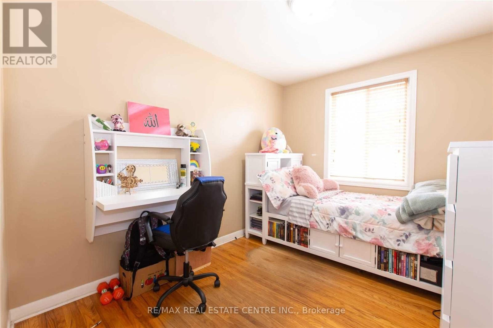 Detached at 539 WEYNWAY COURT, Oakville