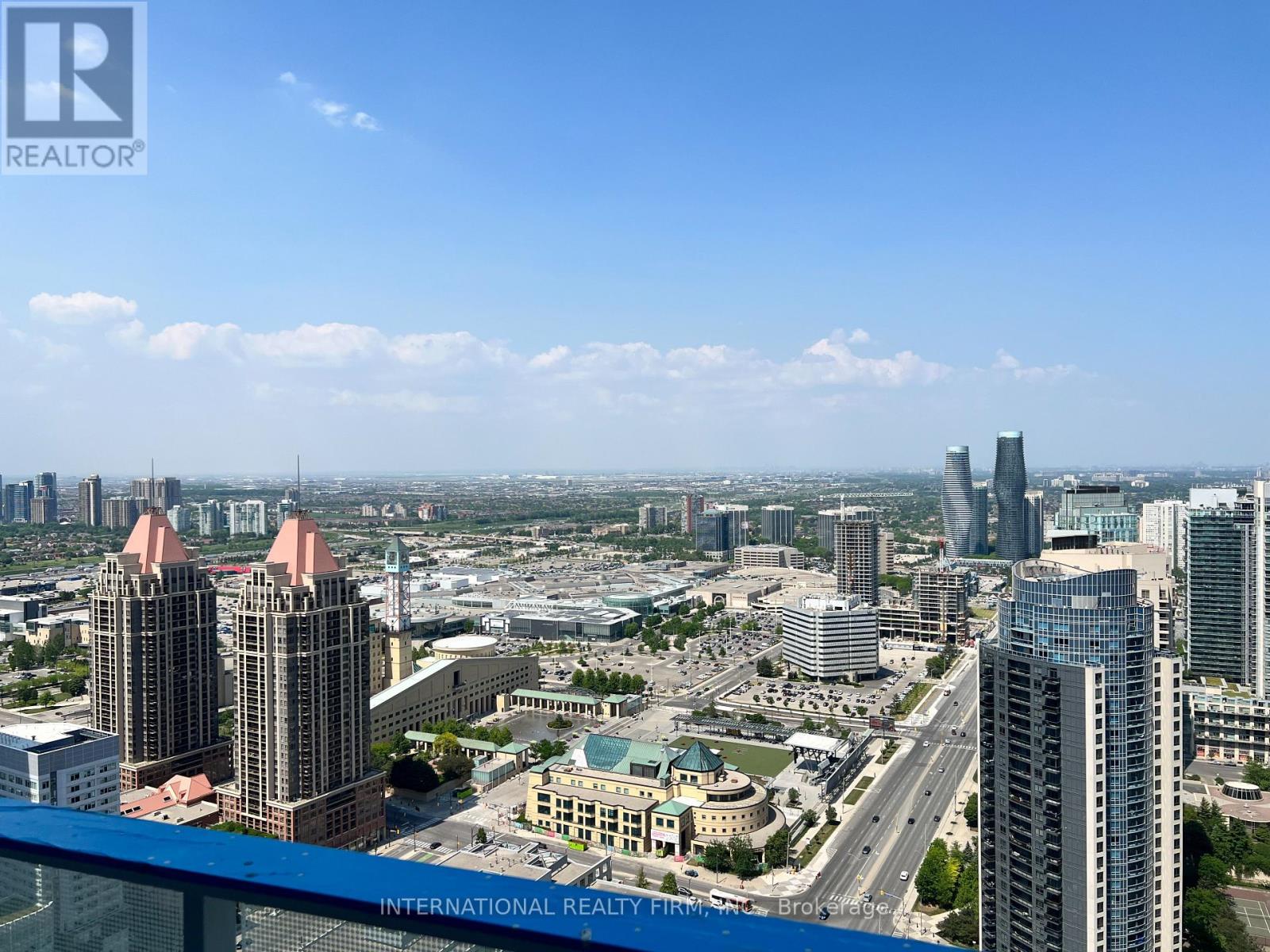 Apartment at 4002 - 3900 CONFEDERATION PARKWAY, Mississauga (City Centre)