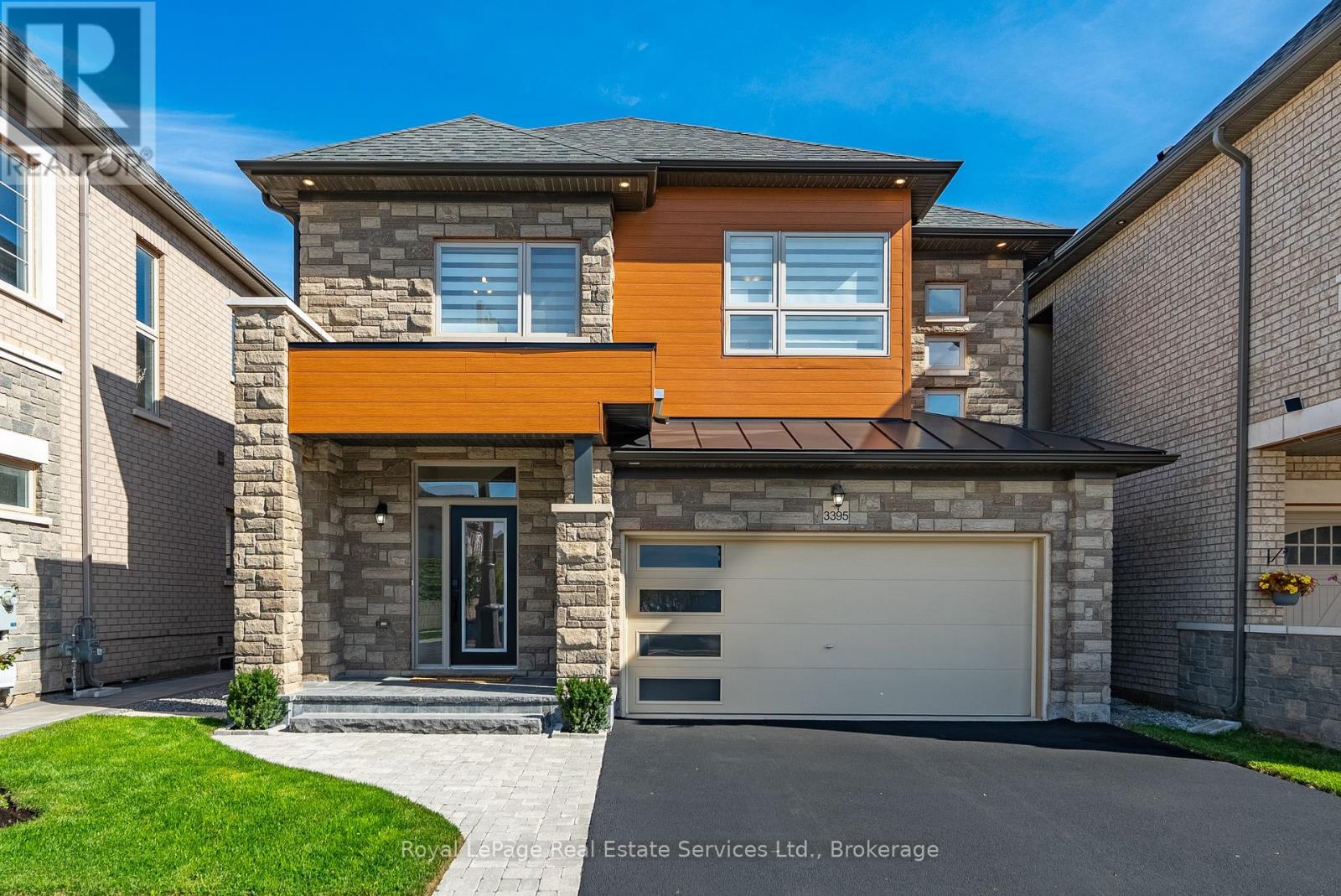 Detached at 3395 POST ROAD, Oakville (GO Glenorchy)