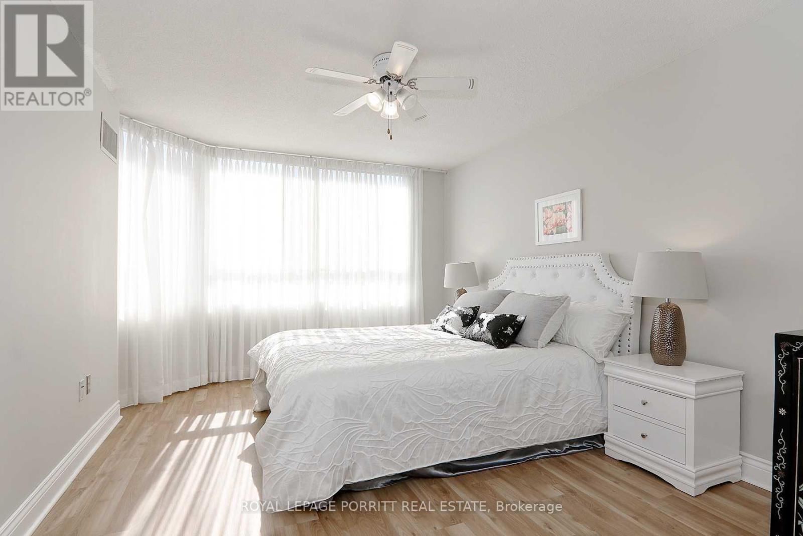 Apartment at 508 - 1271 WALDEN CIRCLE, Mississauga