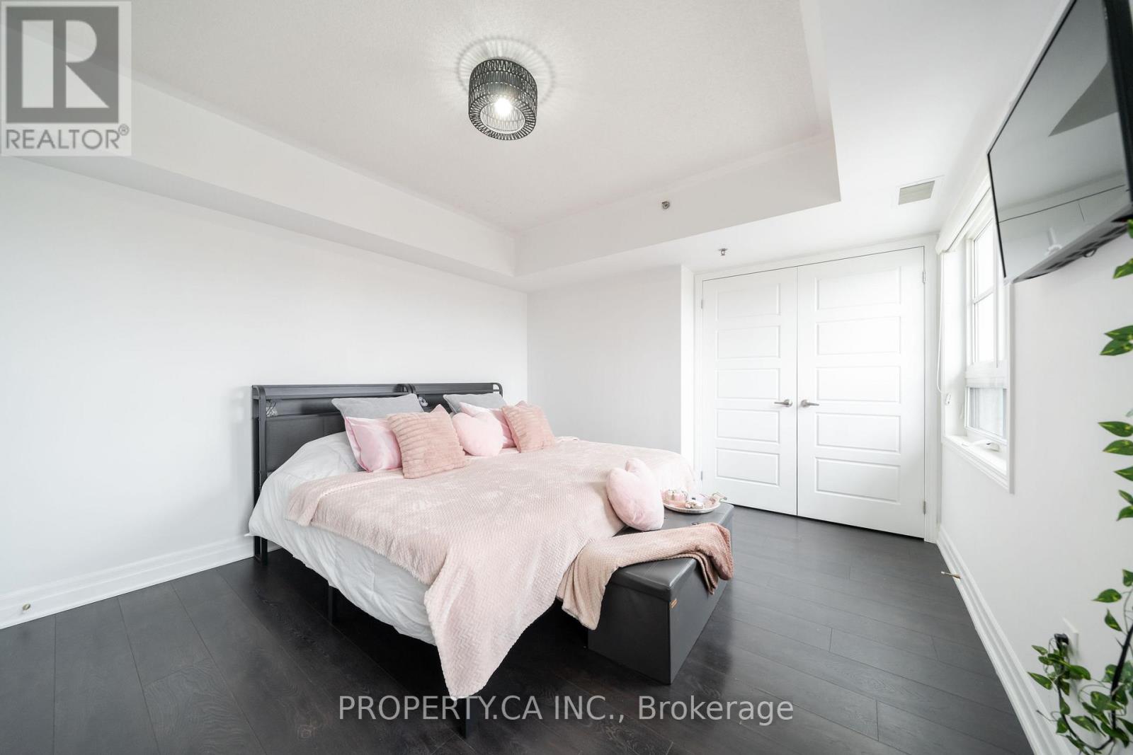 Apartment at 412 - 70 BAYCLIFFE CRESCENT, Brampton