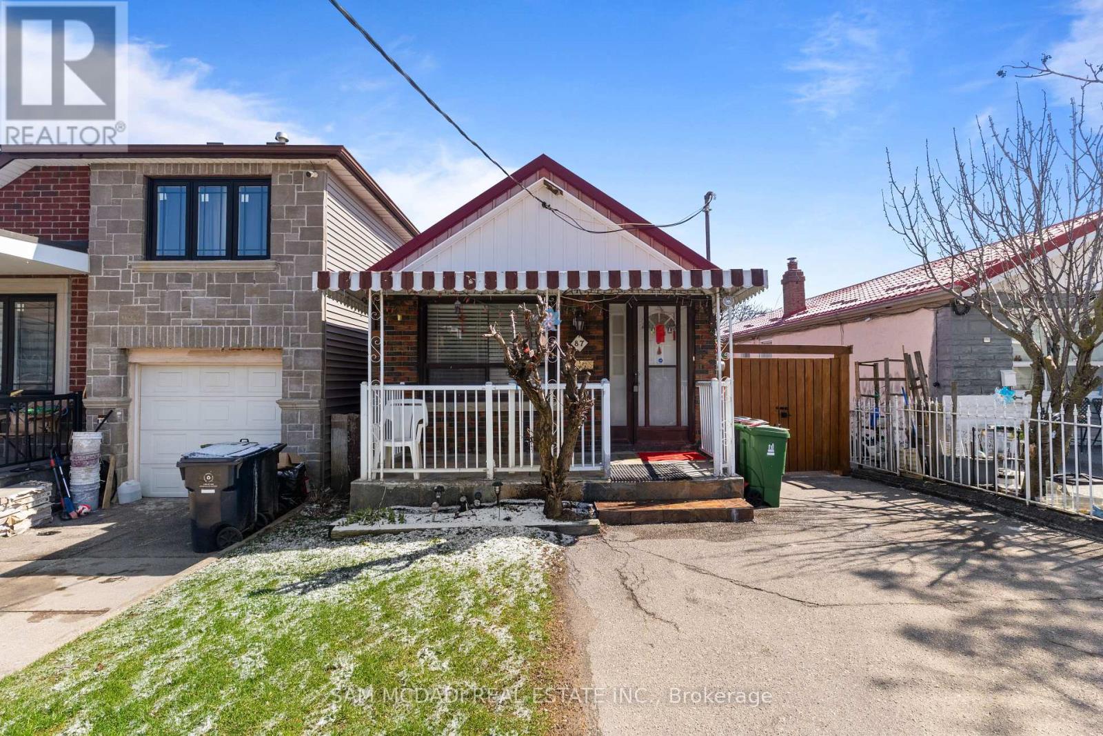 Detached at 87 DYNEVOR ROAD, Toronto (Caledonia-Fairbank)