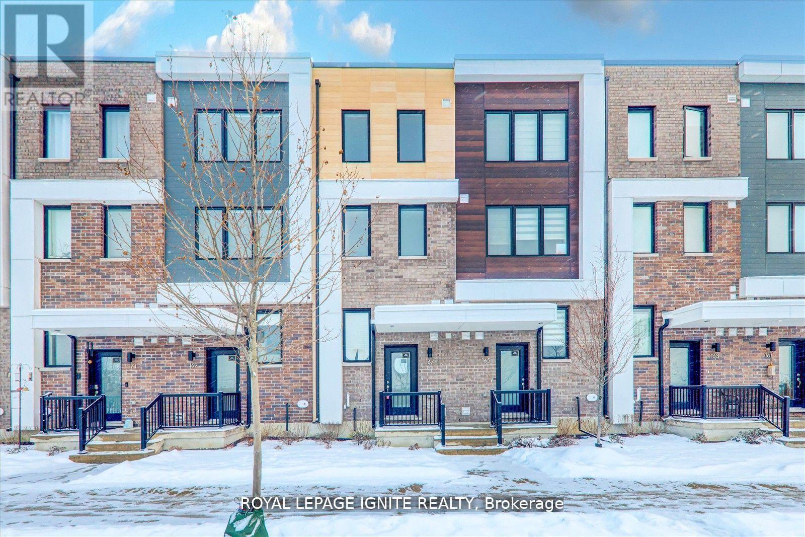 Townhouse at 167 DOWNSVIEW PARK BOULEVARD, Toronto (Downsview-Roding-CFB)