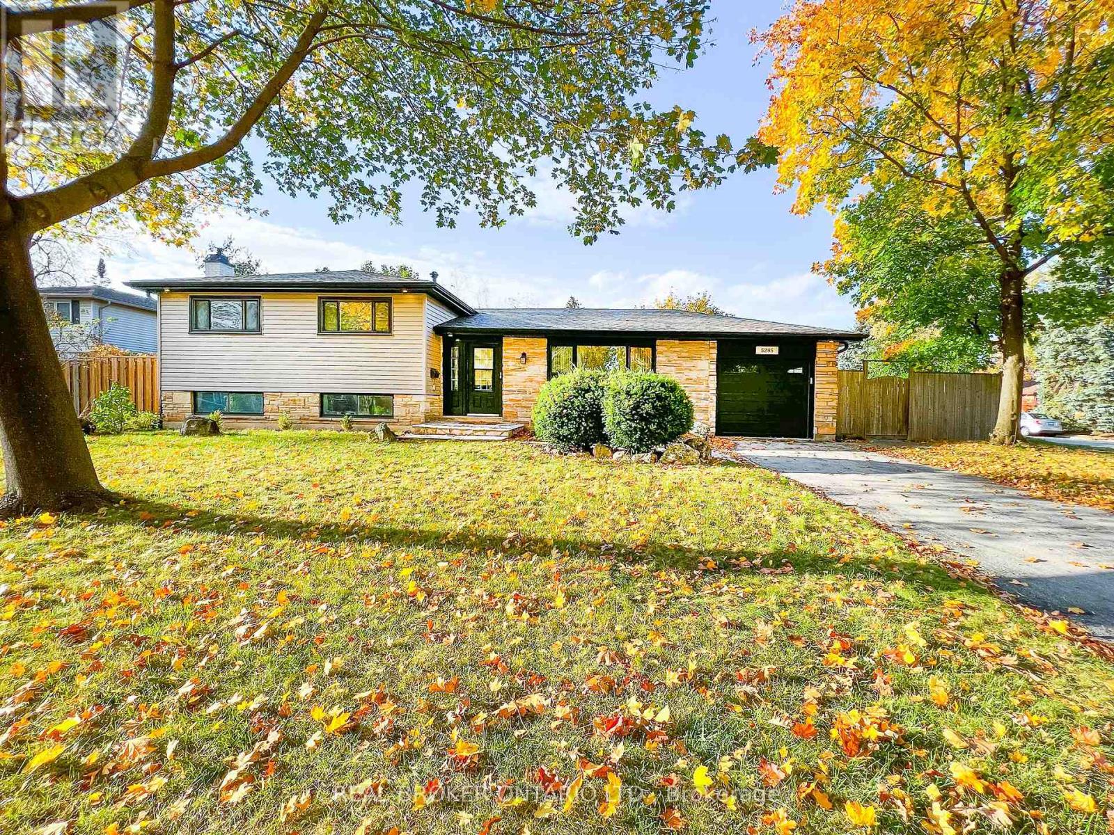 Detached at BSMT - 5285 WOODHAVEN COURT, Burlington (Appleby)