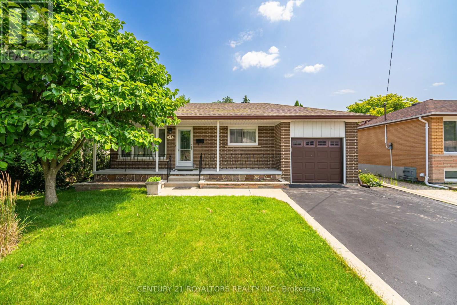 Detached at 21 JERSEY AVENUE, Brampton (Bram East)