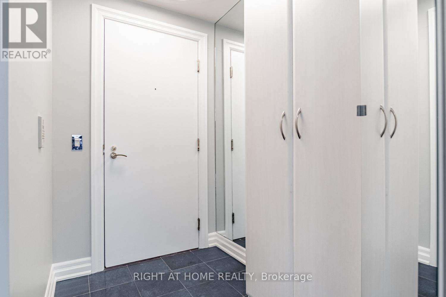 Apartment at 1503 - 2087 LAKE SHORE BOULEVARD W, Toronto