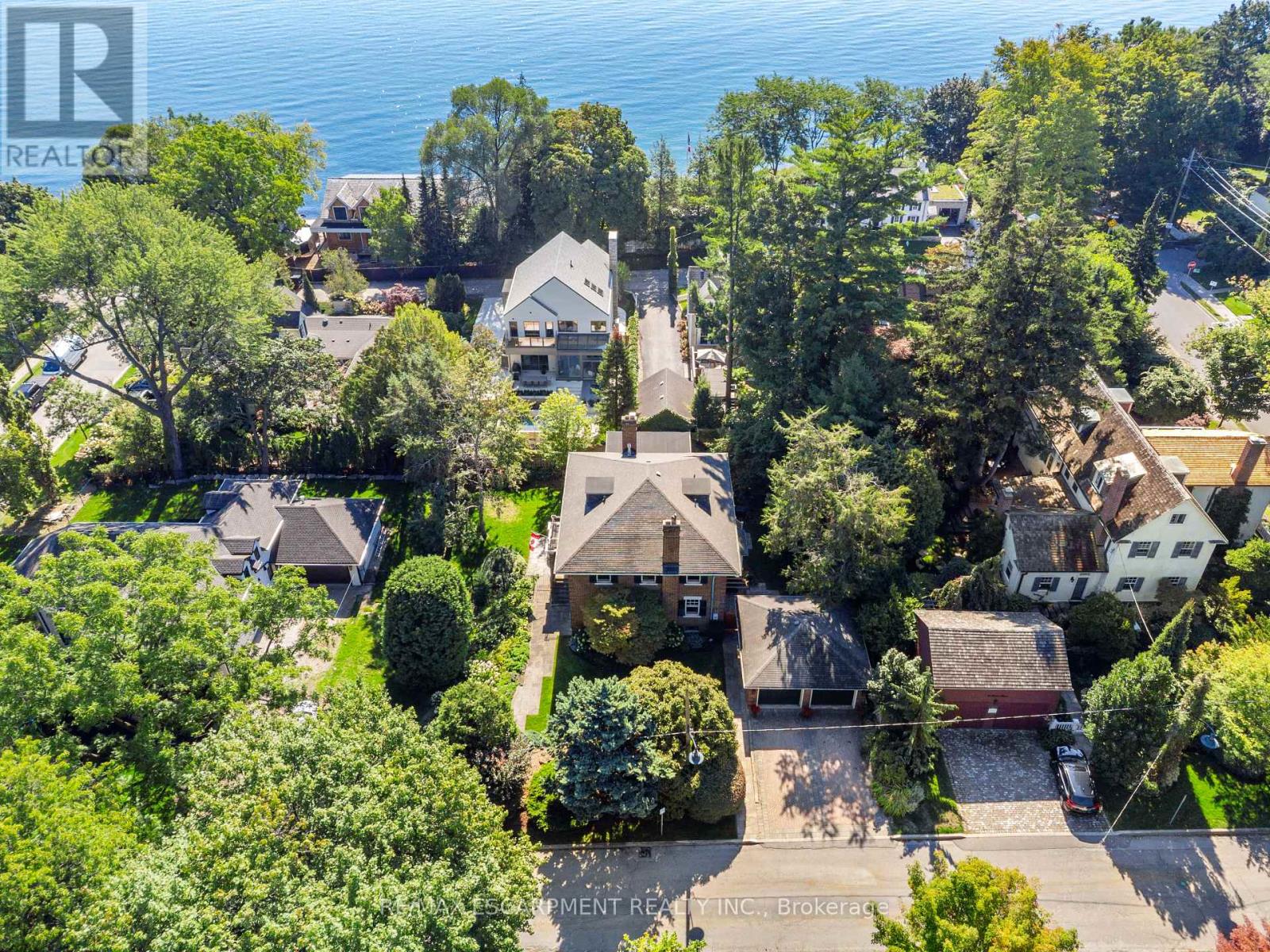 Detached at 184 KING STREET, Oakville (OO Old Oakville)