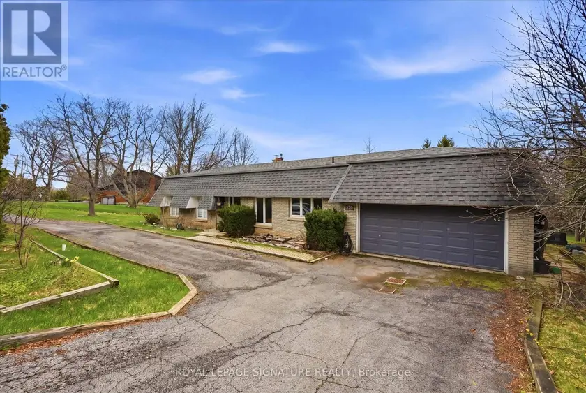 Detached at 1310 BEAUFORT DRIVE, Burlington