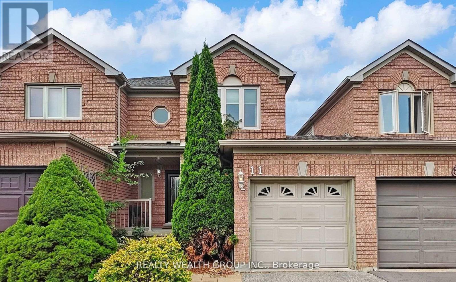 Semi-Detached/Link at 11 BIRCHCLIFFE DRIVE, Brampton (Heart Lake East)
