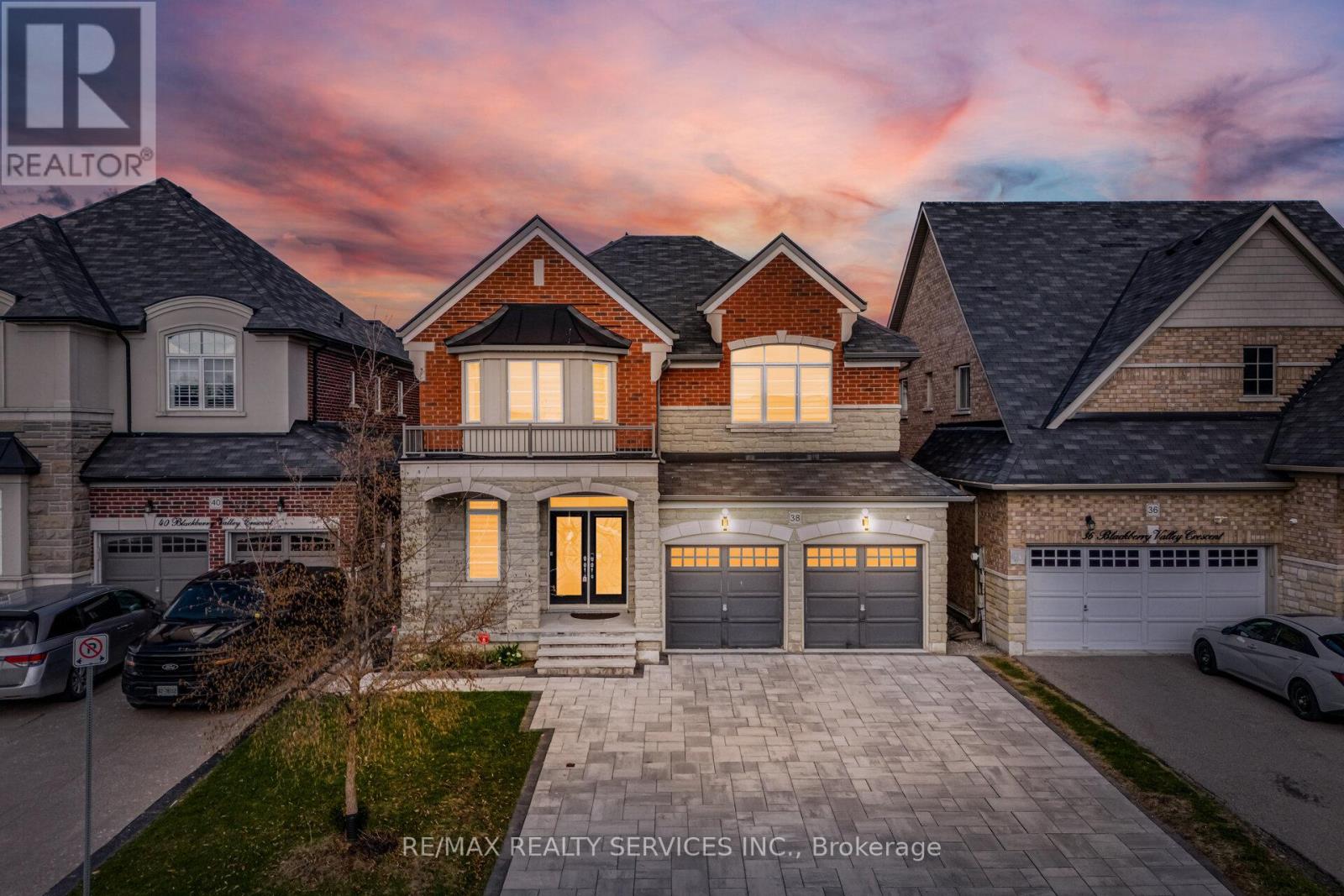 Detached at 38 BLACKBERRY VALLEY CRESCENT, Caledon