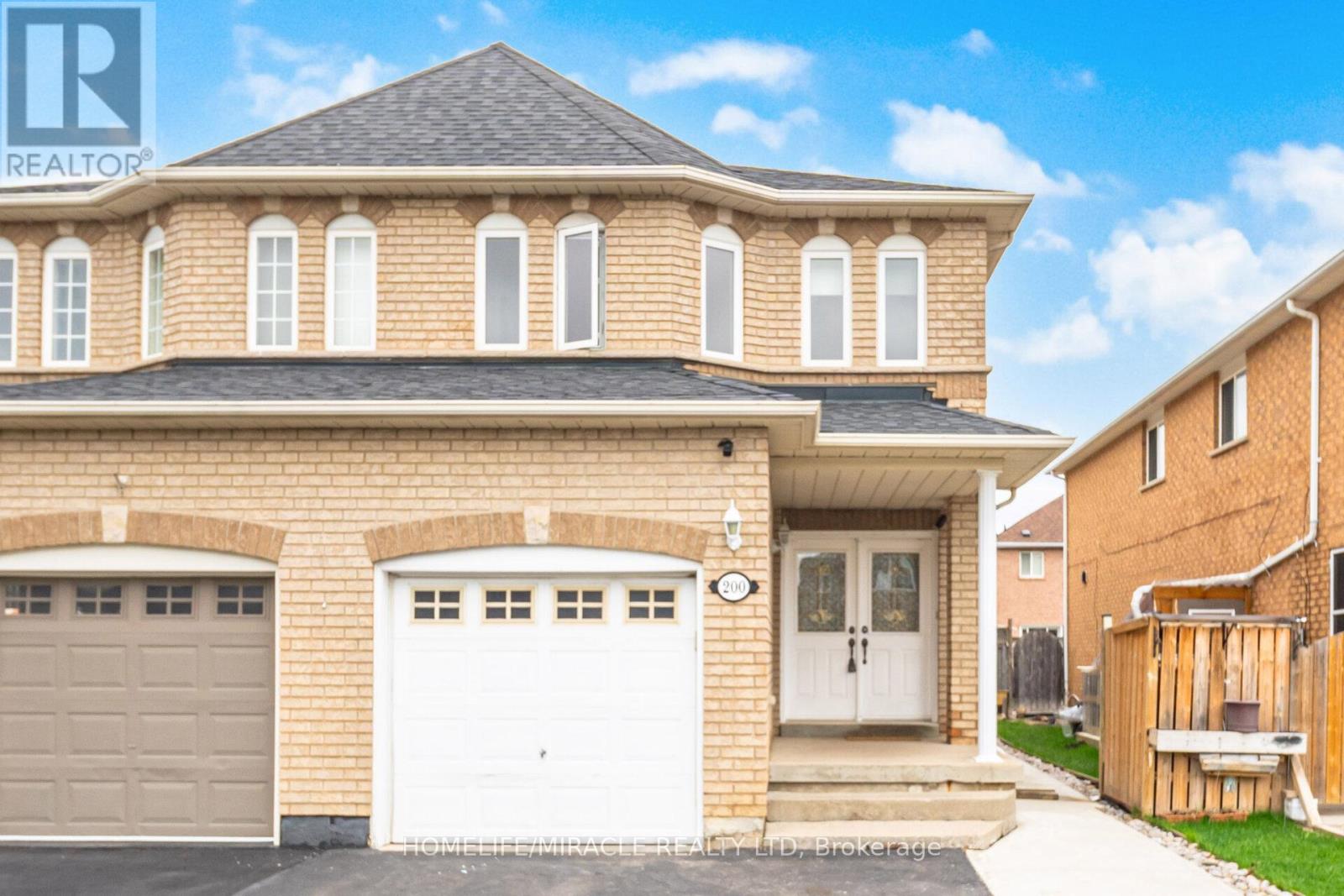 Semi-Detached/Link at 200 TILLER TRAIL, Brampton (Fletcher's Creek Village)