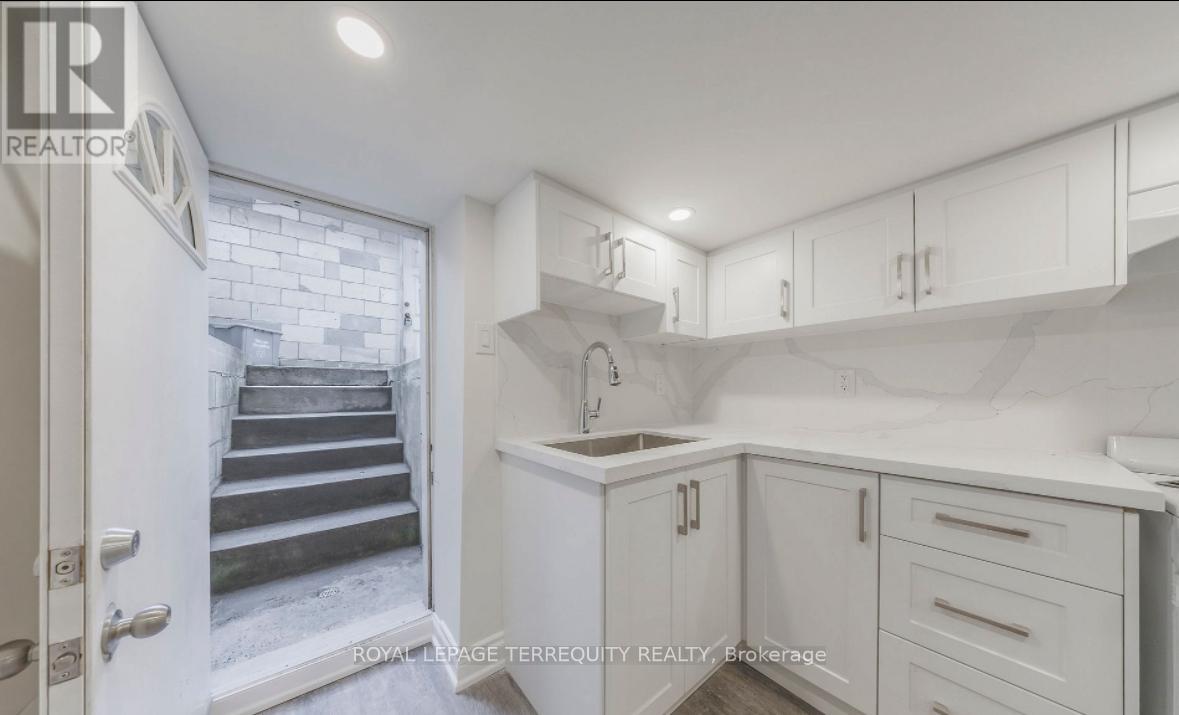Multiplex at BSMT - 185 LAUGHTON AVENUE, Toronto (Weston-Pellam Park)