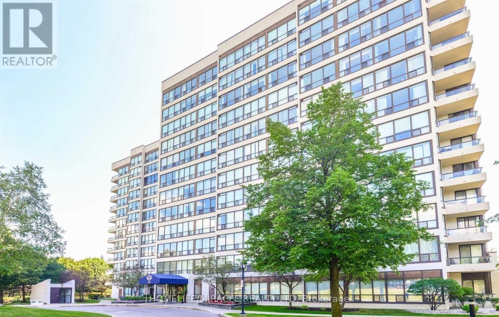 Apartment at 902 - 12 LAURELCREST STREET, Brampton (Queen Street Corridor)