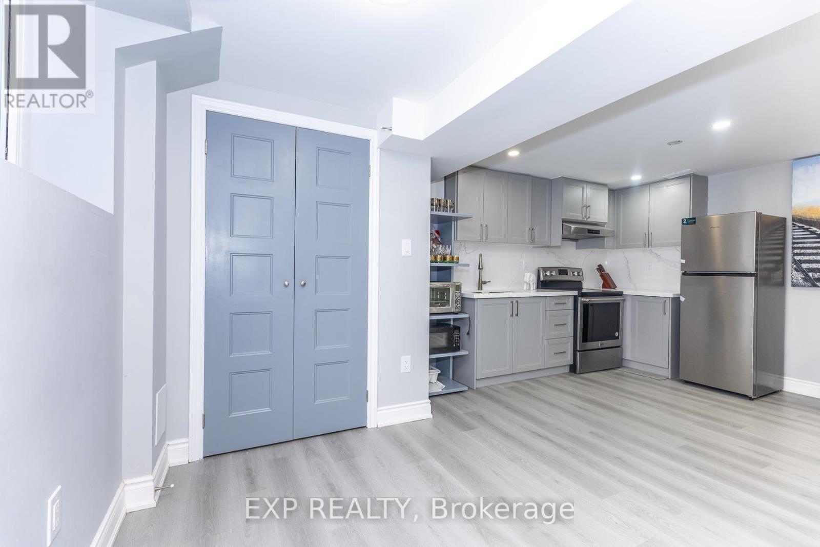 Semi-Detached/Link at BASEMENT - 3270 KLAIMAN DRIVE, Mississauga (Applewood)
