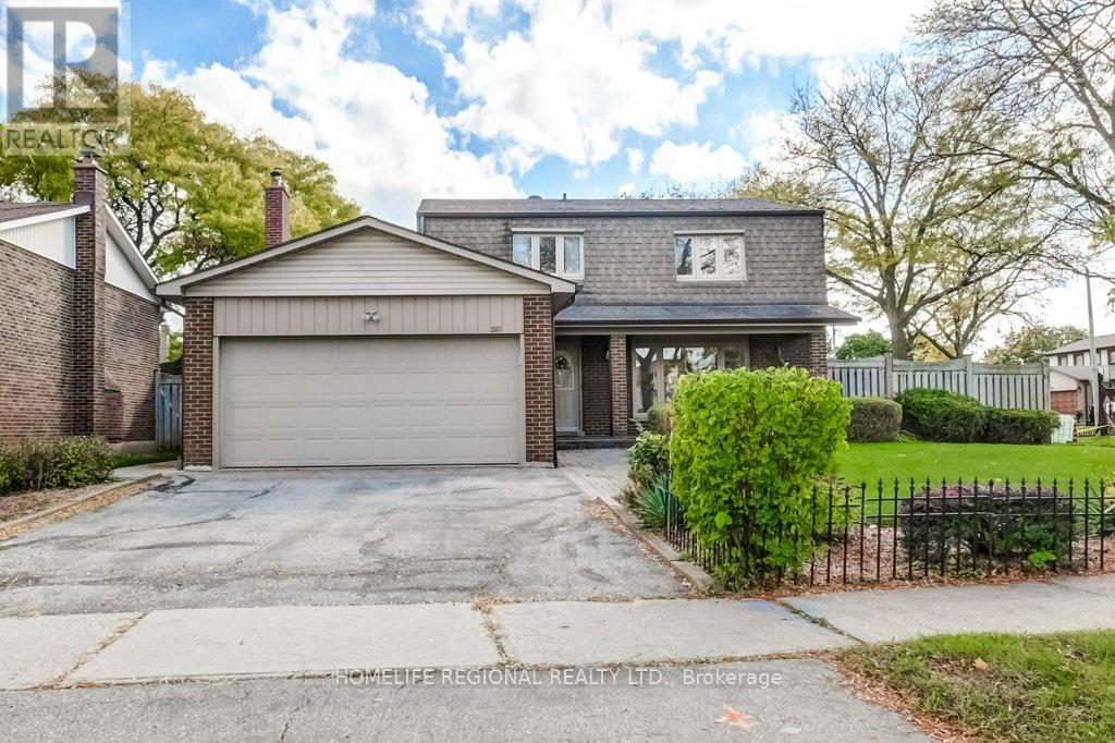 Detached at 2557 BRASILIA CIRCLE, Mississauga (Meadowvale)