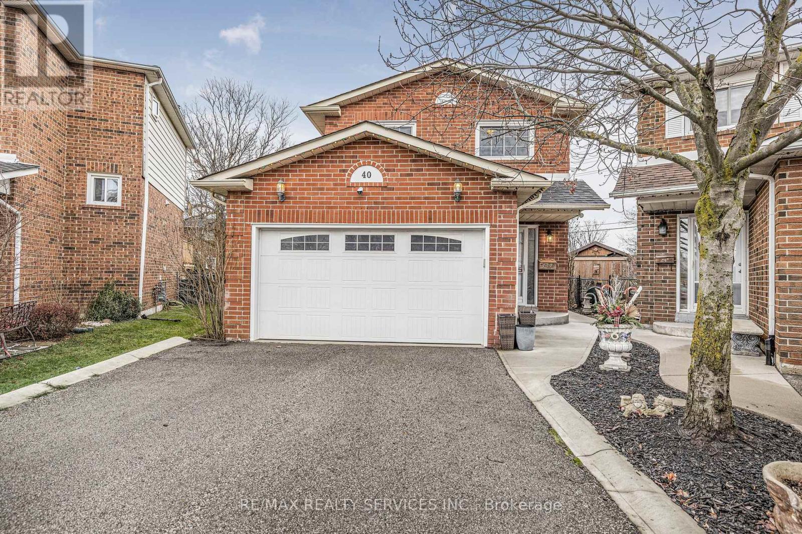 Detached at 40 CRENSHAW COURT, Brampton (Heart Lake West)